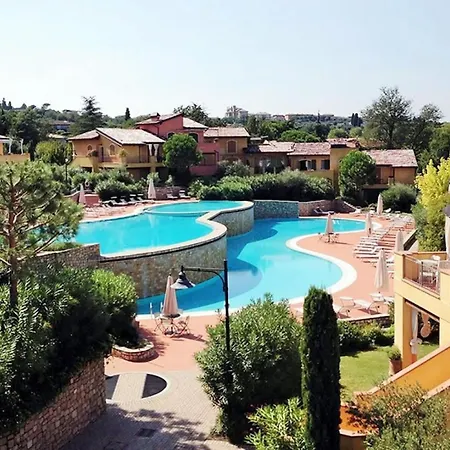Borgo Del Torchio C8 Bybookinggardalake * مانربا ديل جاردا